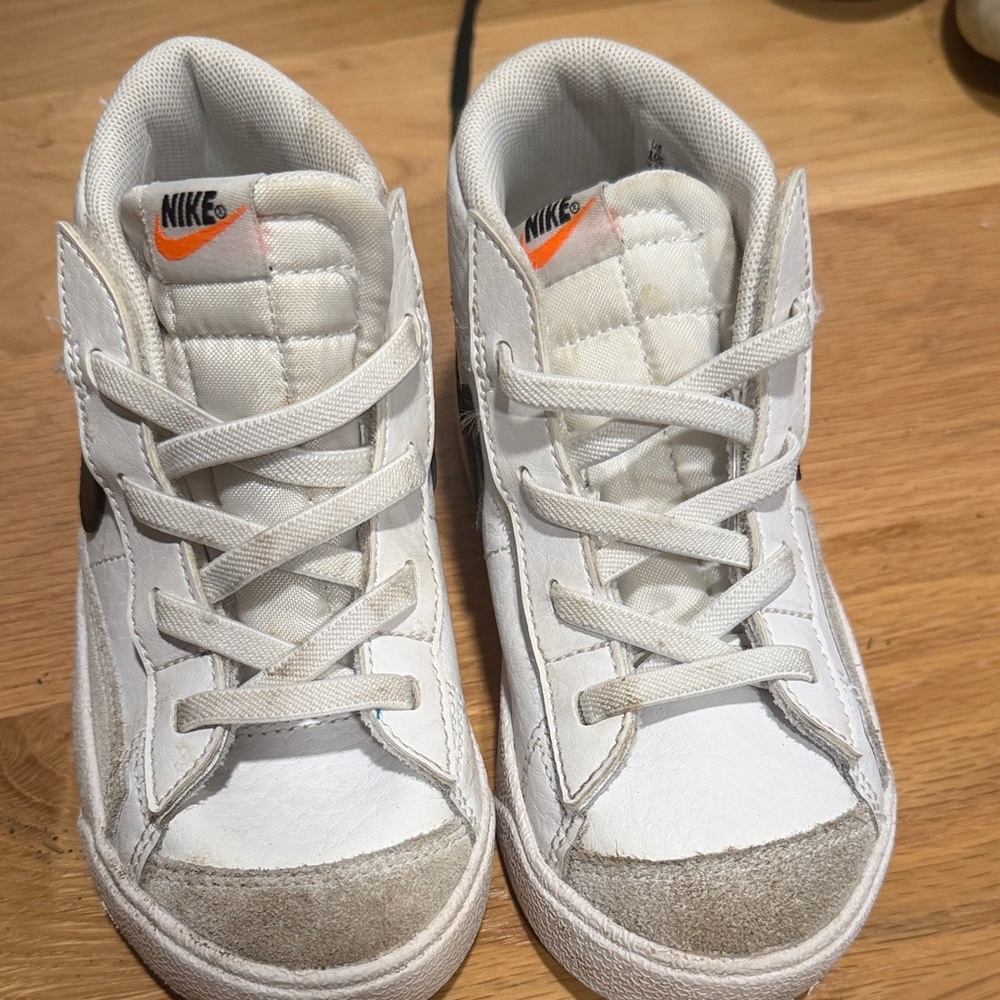 Nike Kids White and Gray Sneakers